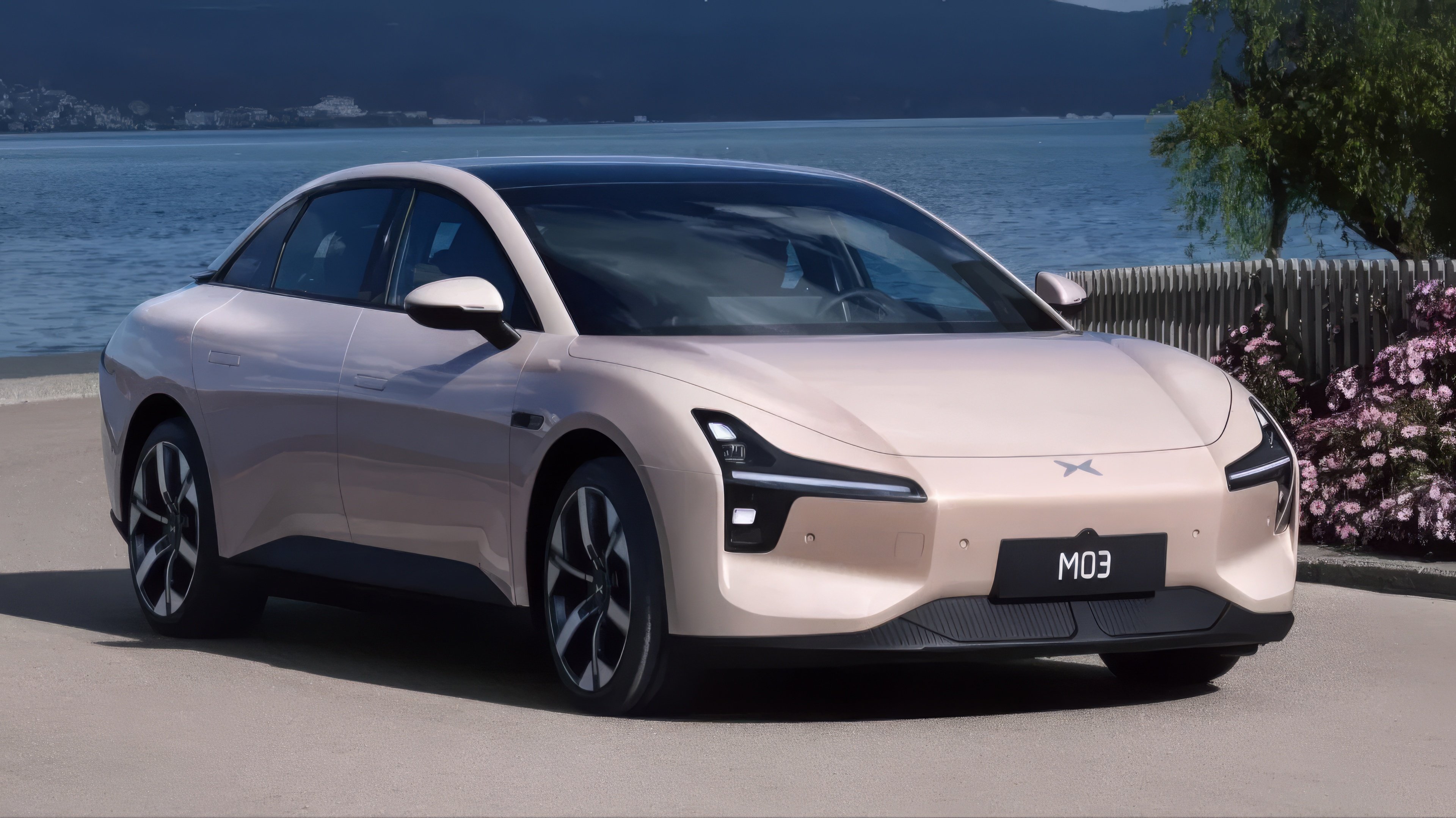 XPeng Mona M03 Ultra LR front view