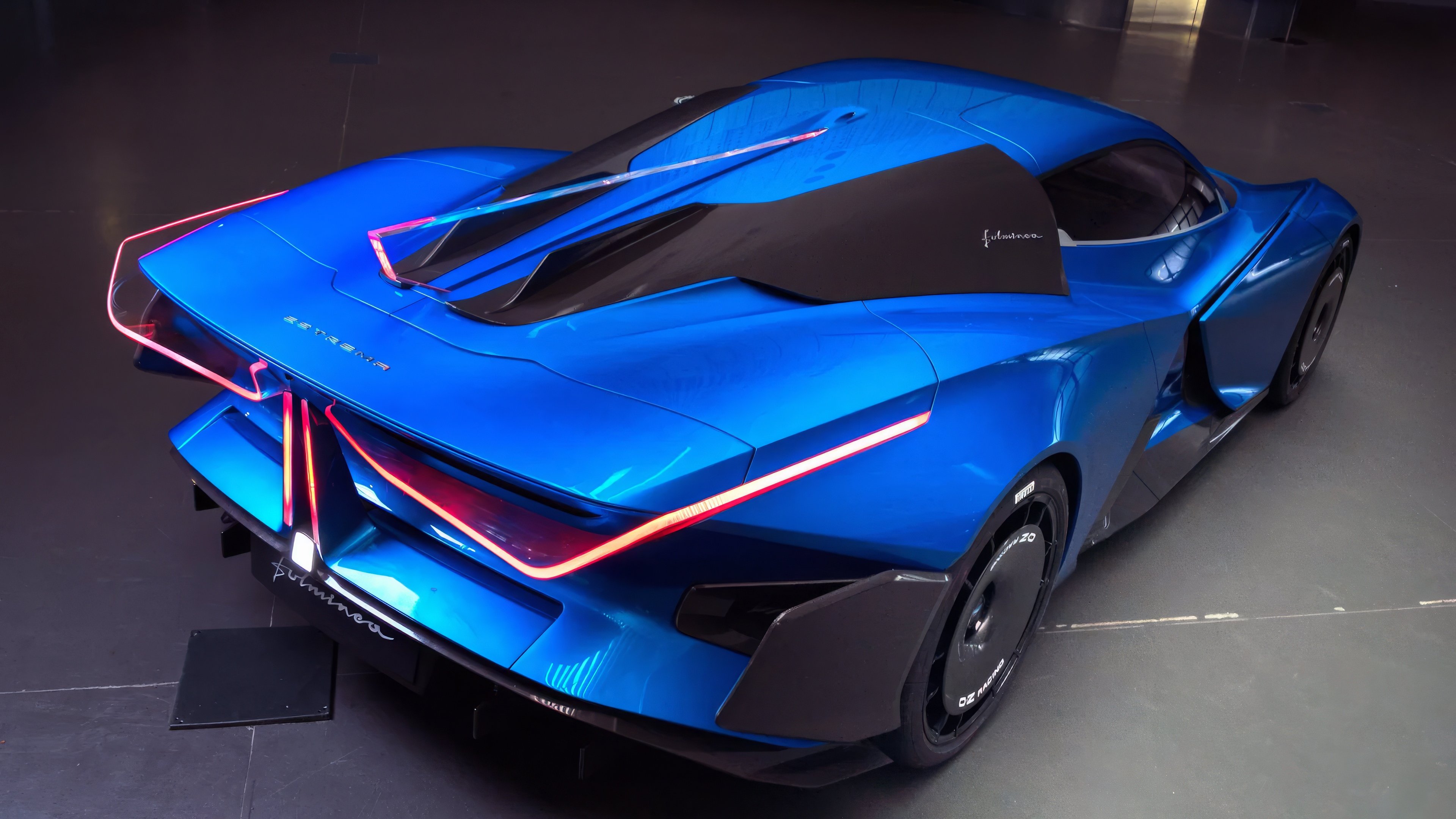 Estrema Fulminea  misc view