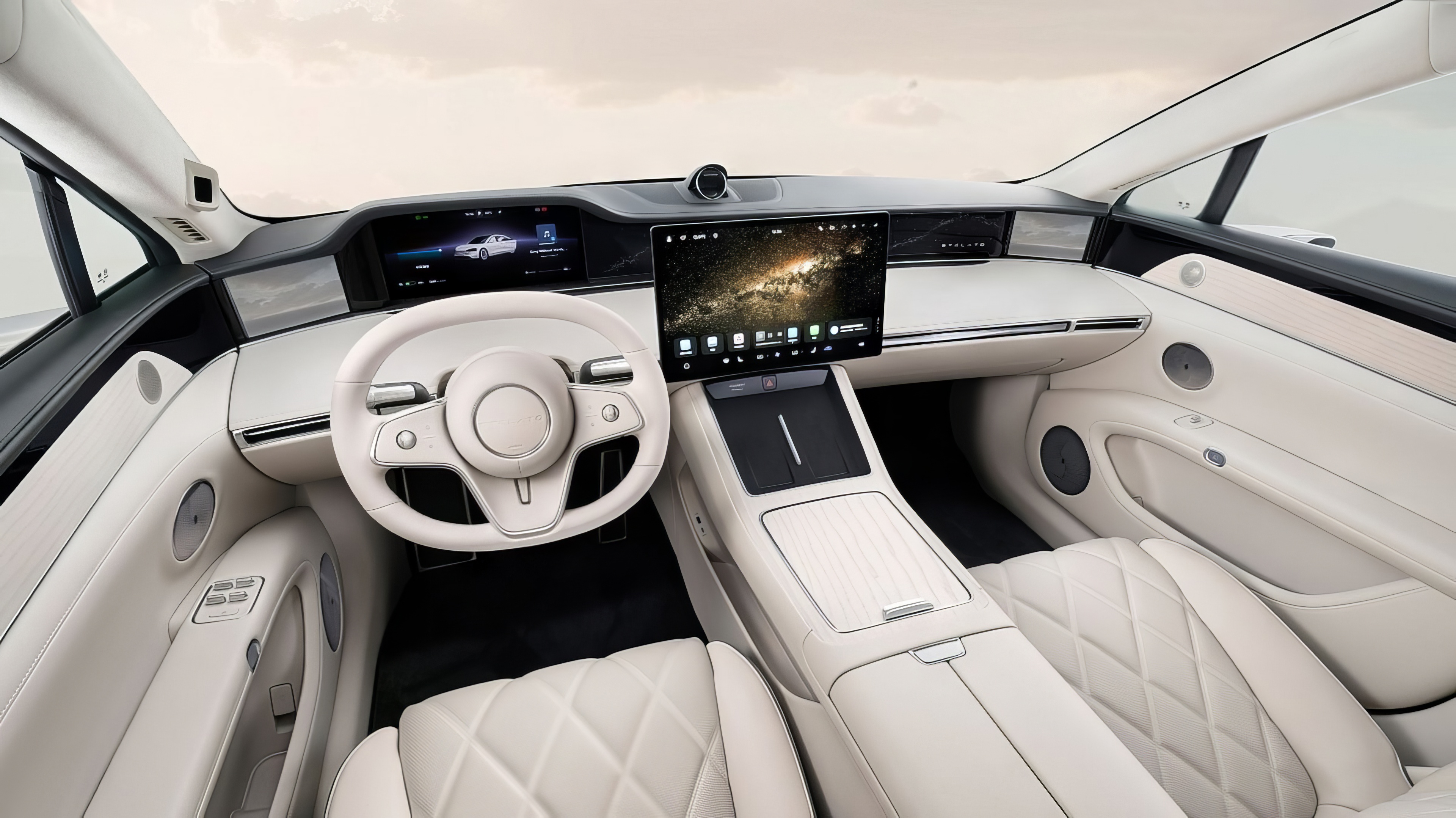 Stelato S9 Max interior view