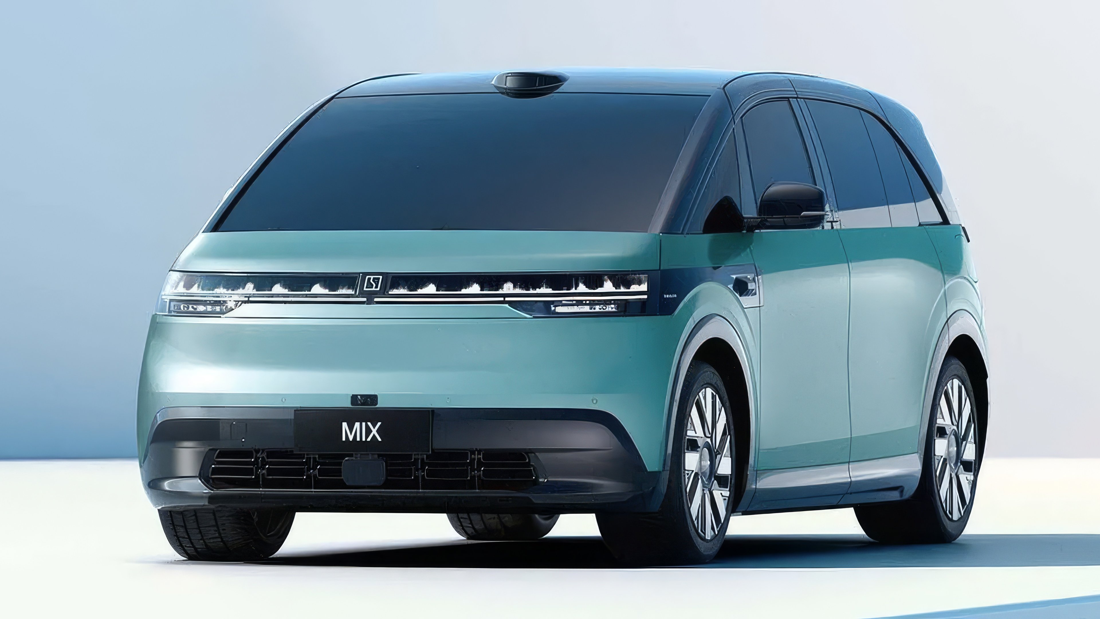 Zeekr MIX  front view