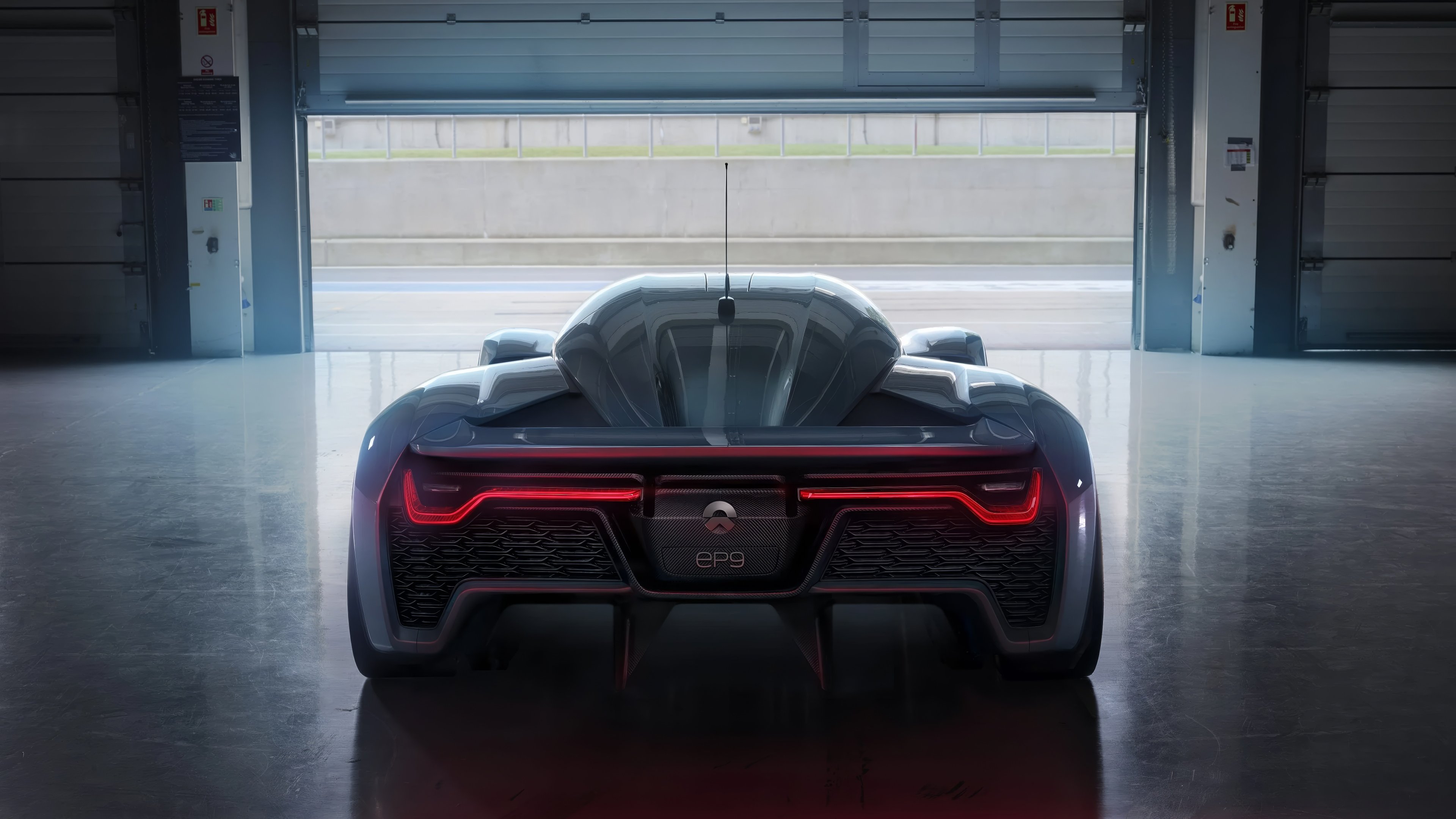 NIO EP9  rear view