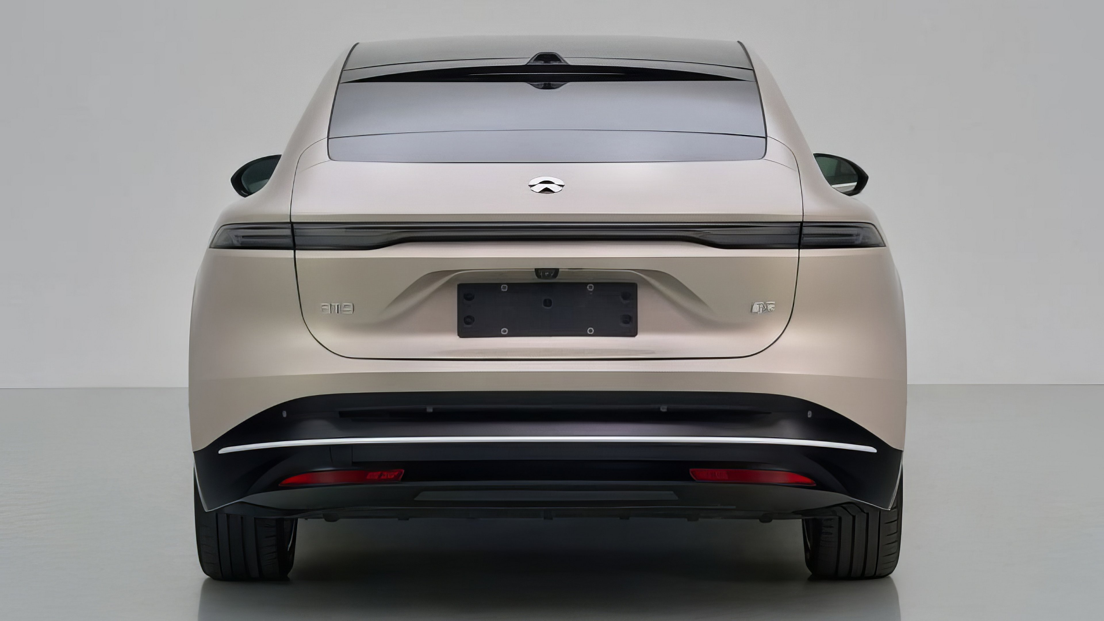 NIO ET9  rear view
