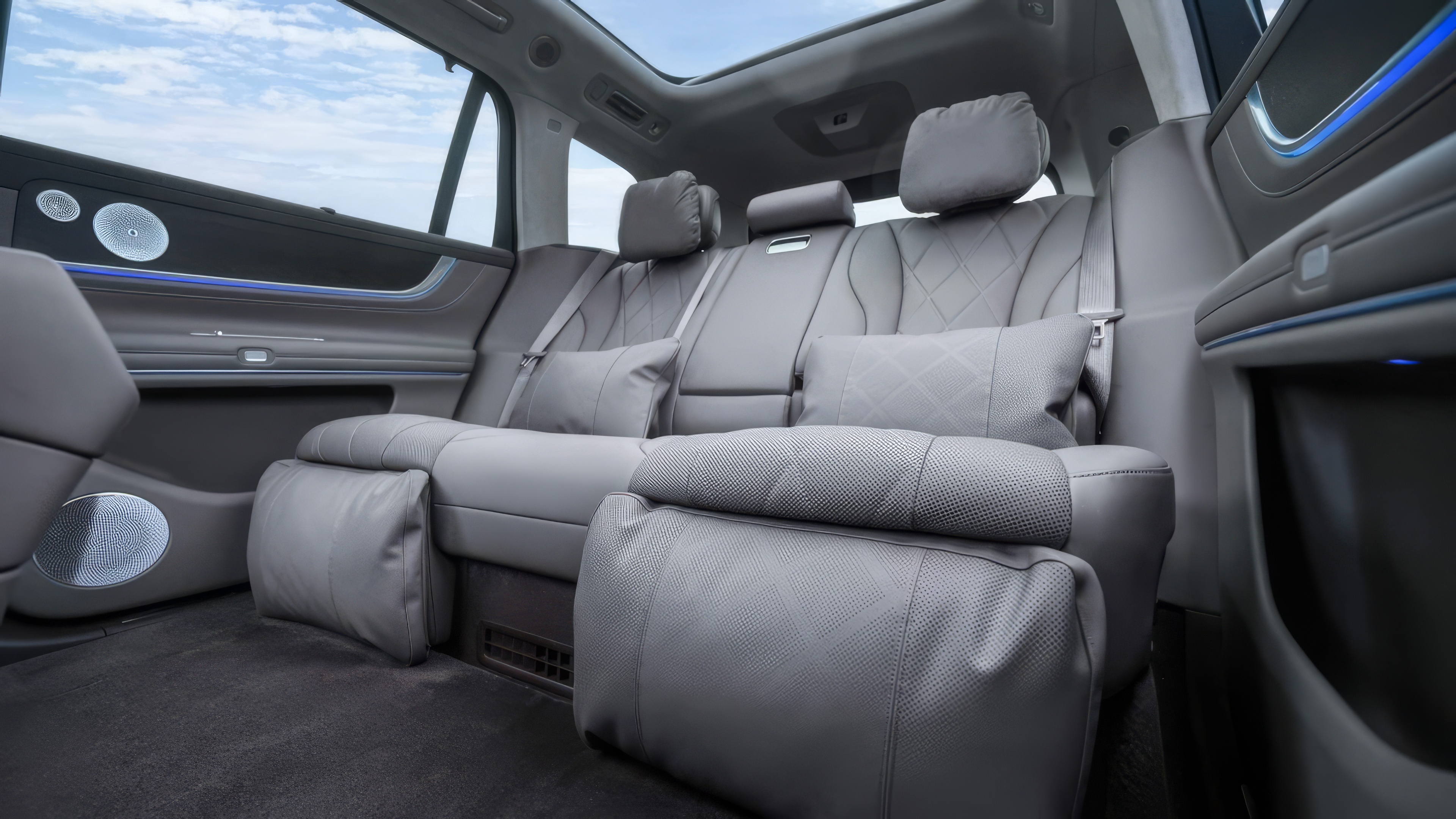 AITO M9 Ultra BEV misc view