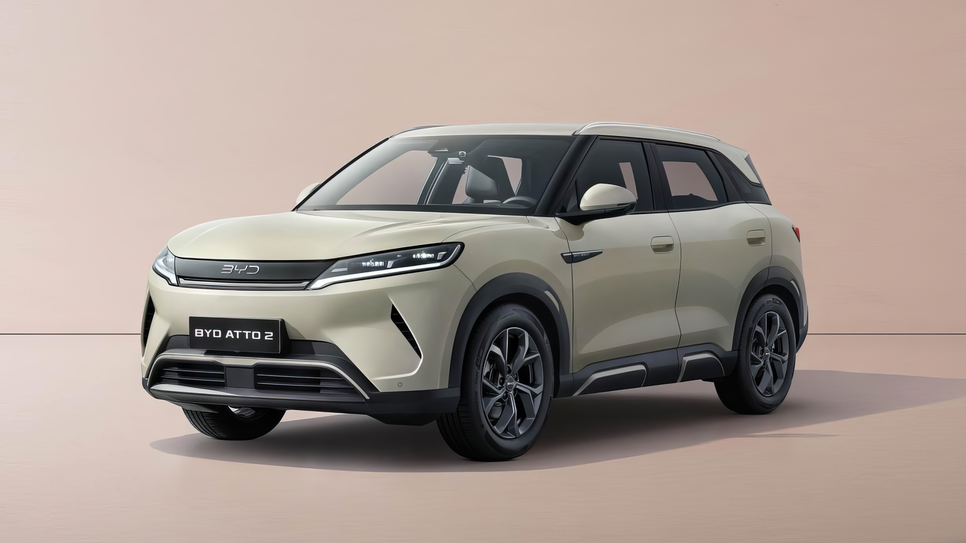 BYD Atto 2 LR front view