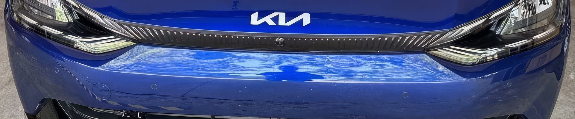 Kia emblem