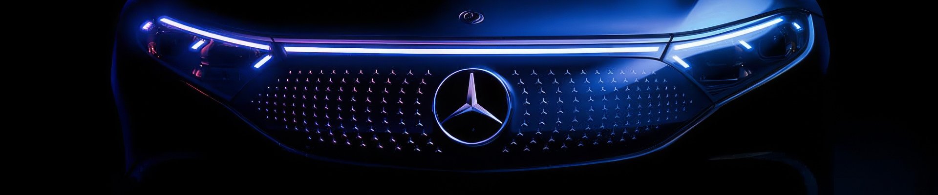 Mercedes-Benz emblem